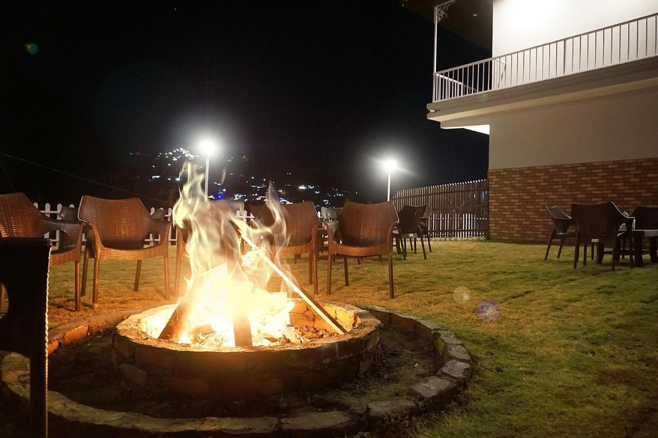 Sl Manor Hill Resort Mussoorie Extérieur photo