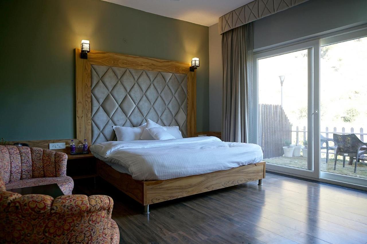 Sl Manor Hill Resort Mussoorie Extérieur photo