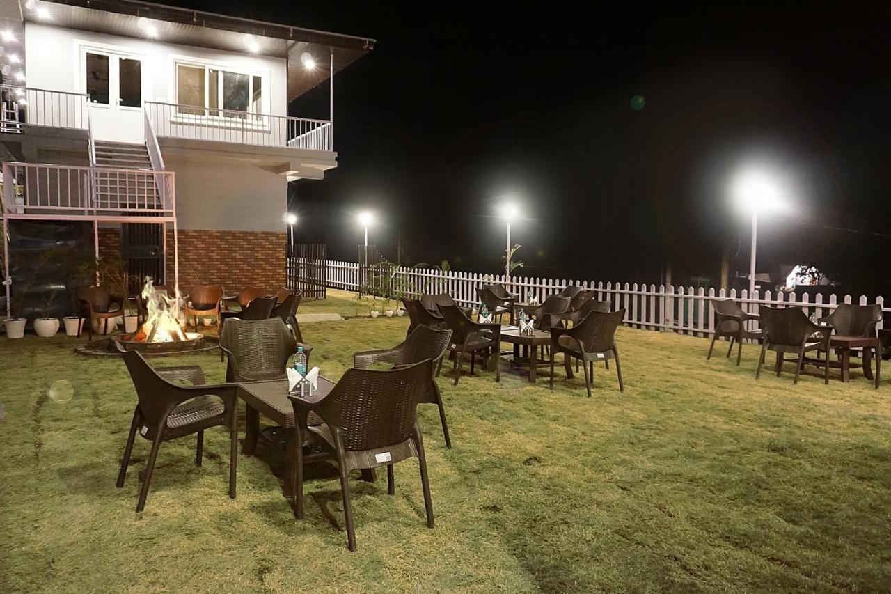 Sl Manor Hill Resort Mussoorie Extérieur photo